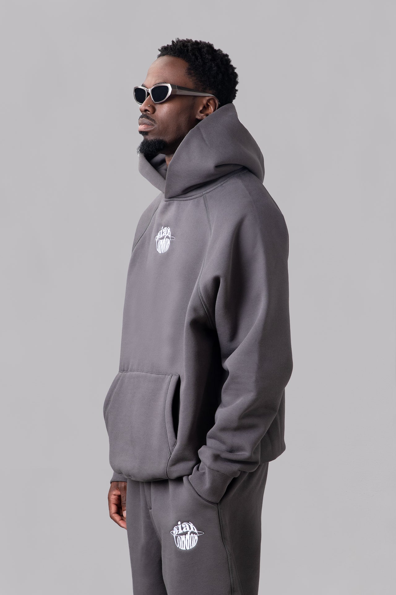 Signature Hoodie Aston Grey