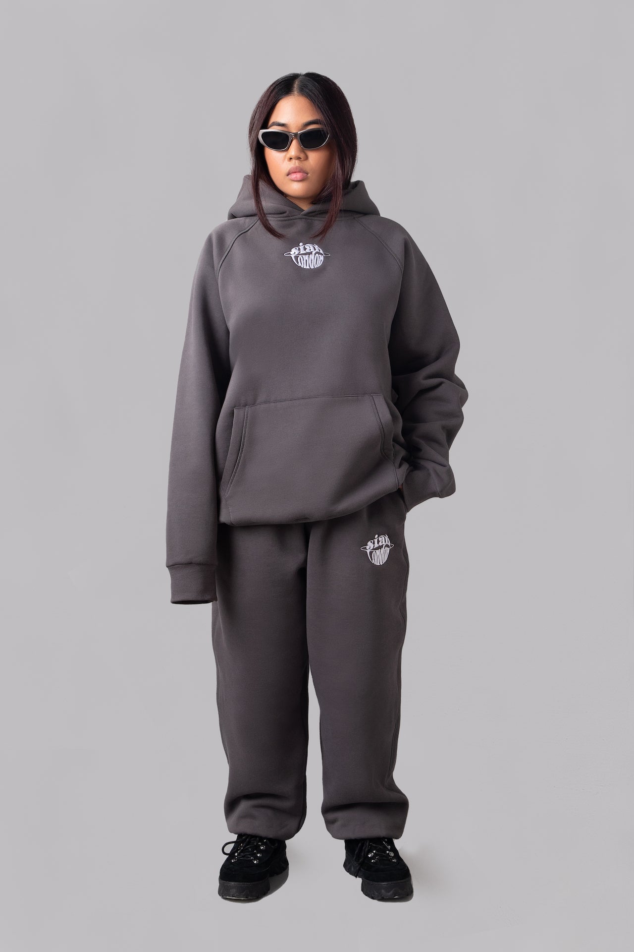 Signature Hoodie Aston Grey