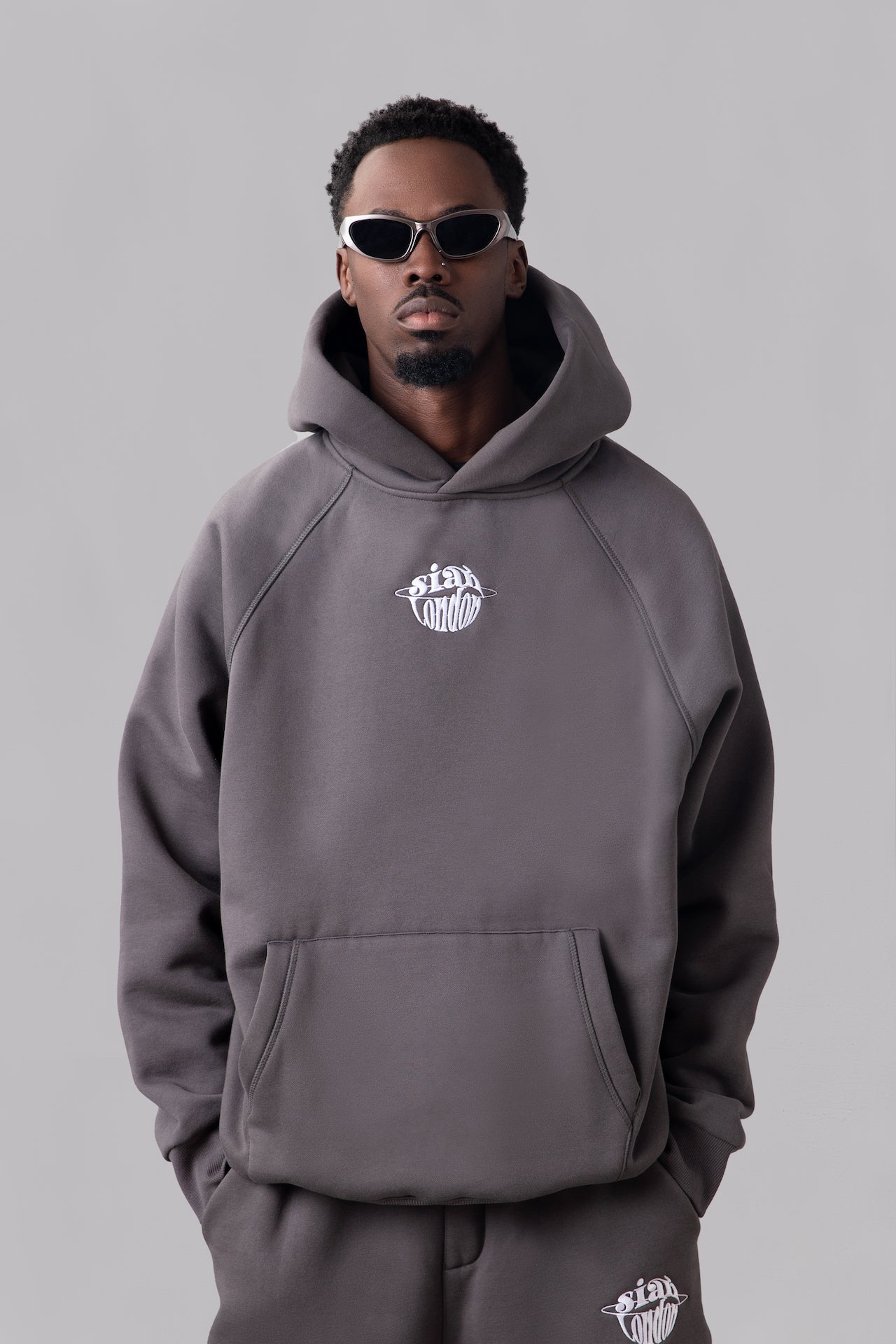 Signature Hoodie Aston Grey