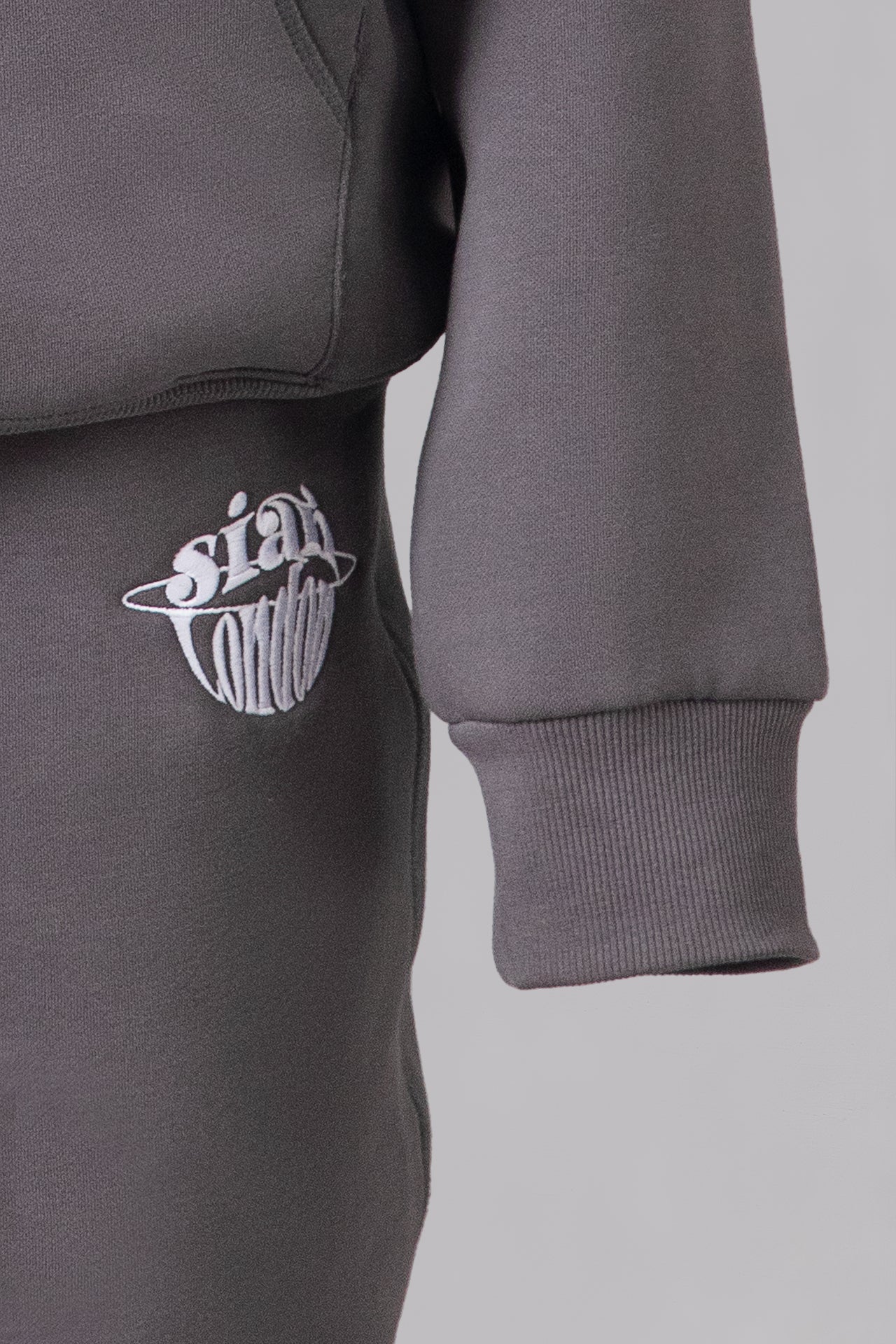 Signature Hoodie Aston Grey